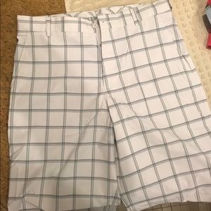 Nike golf size medium 30 shorts stretchy checker